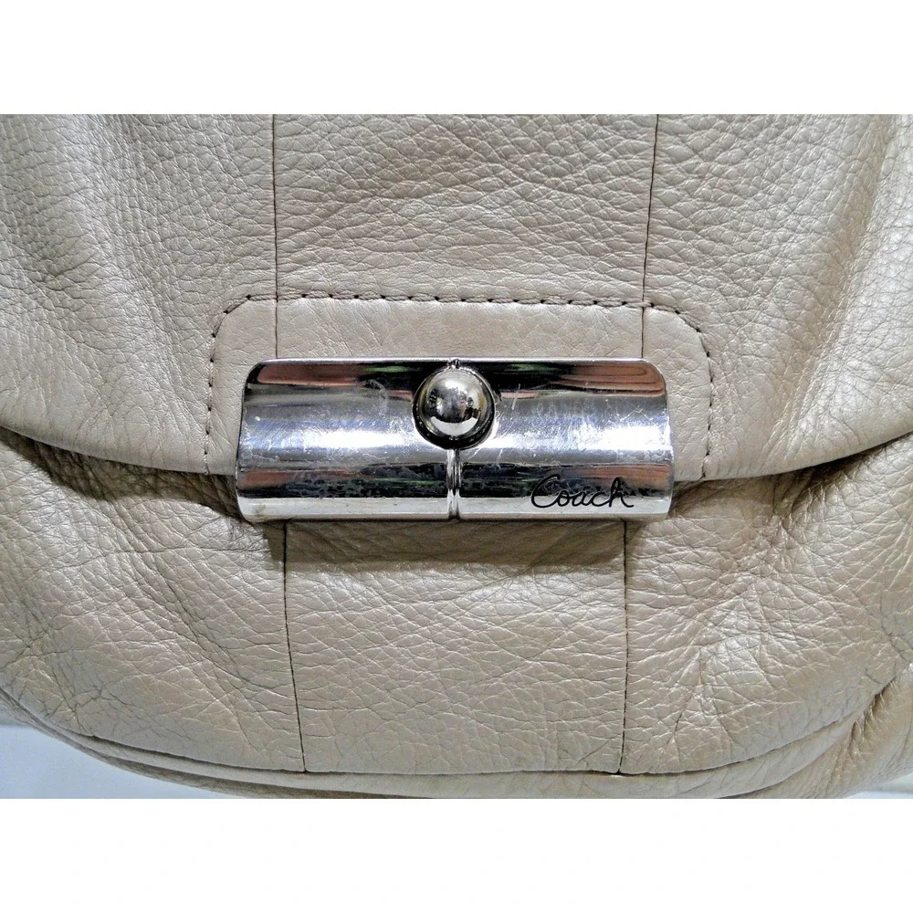 Vintage Coach Kristin Champagne/Pearl Leather Hobo Shoulder bag Purse